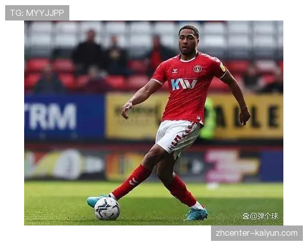 埃弗顿前场逼抢时机选择精准 格耶中场断球直接策动进球